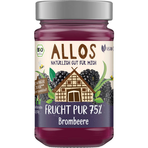 Ein Glas Frucht Pur 75% Brombeere Marmelade, gefüllt mit reichhaltiger, fruchtiger Brombeermarmelade ohne Zusatz von Zucker, ideal für ein gesundes Frühstück oder als süßer Brotaufstrich.