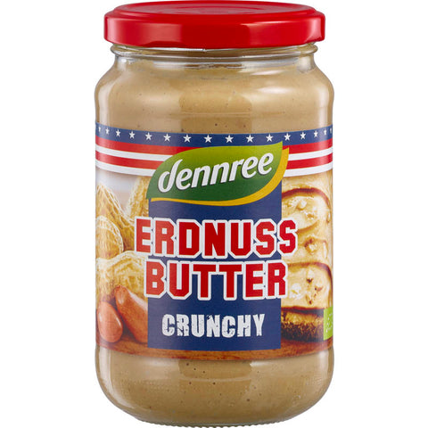 Ein Glas Erdnussbutter Crunchy mit knackigen Erdnussstückchen, ideal für Brotaufstriche, Backen oder als Zutat in verschiedenen Rezepten.