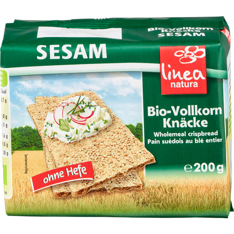 Packung Sesam Vollkorn Knäckebrot – knuspriges, ballaststoffreiches Brot aus Vollkornmehl und Sesamsamen, ideal für gesunde Snacks und Mahlzeiten.