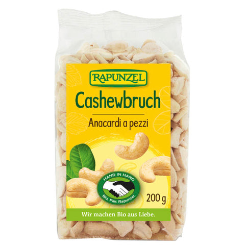 Cashewbruch in einer Schale – hochwertige, knackige Cashewkerne in kleinen Stücken, ideal zum Kochen, Backen oder als gesunder Snack.