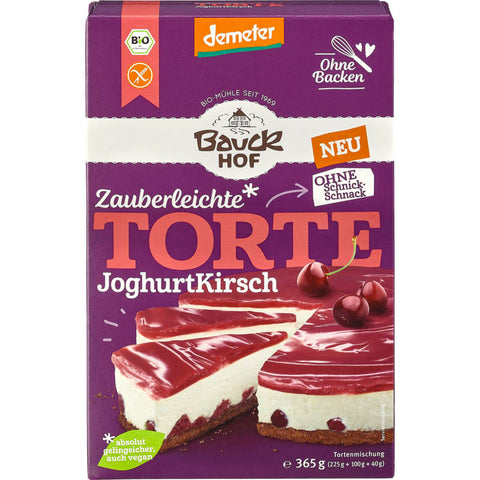 Leckere Joghurt Kirsch Torte mit frischen Kirschen und cremiger Joghurtfüllung, perfekt für jeden Anlass.