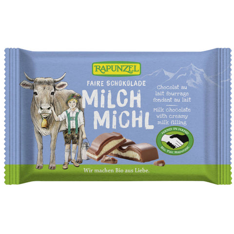 Ein Glas frische Milch von der Marke Milch Michl, bekannt für ihre hohe Qualität und natürlichen Geschmack.