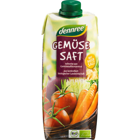 Flasche mit frischem Gemüsesaft, reich an Vitaminen und Nährstoffen, ideal für eine gesunde Ernährung