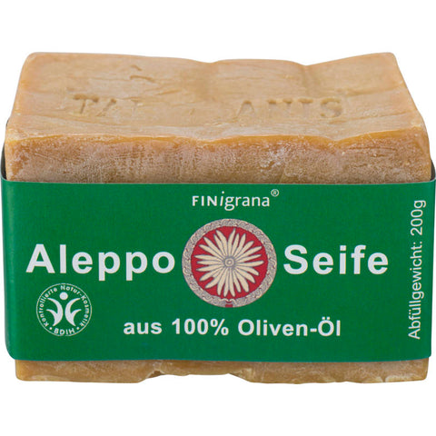 Handgemachte Aleppo Seife aus 100% reinem Olivenöl, ideal für empfindliche Haut und natürliche Pflege.